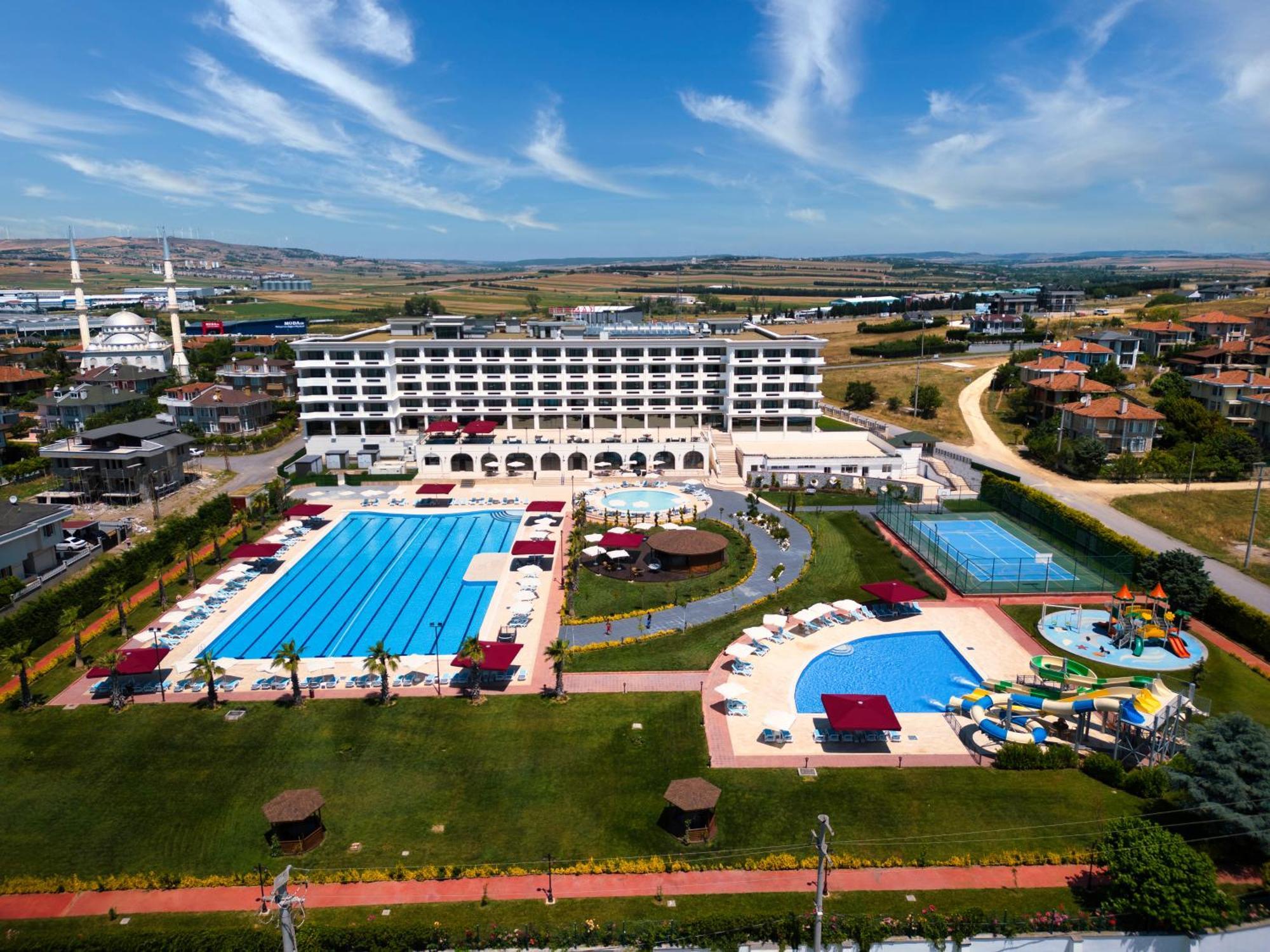 Ramada Plaza By Wyndham Silivri Hotel Buitenkant foto