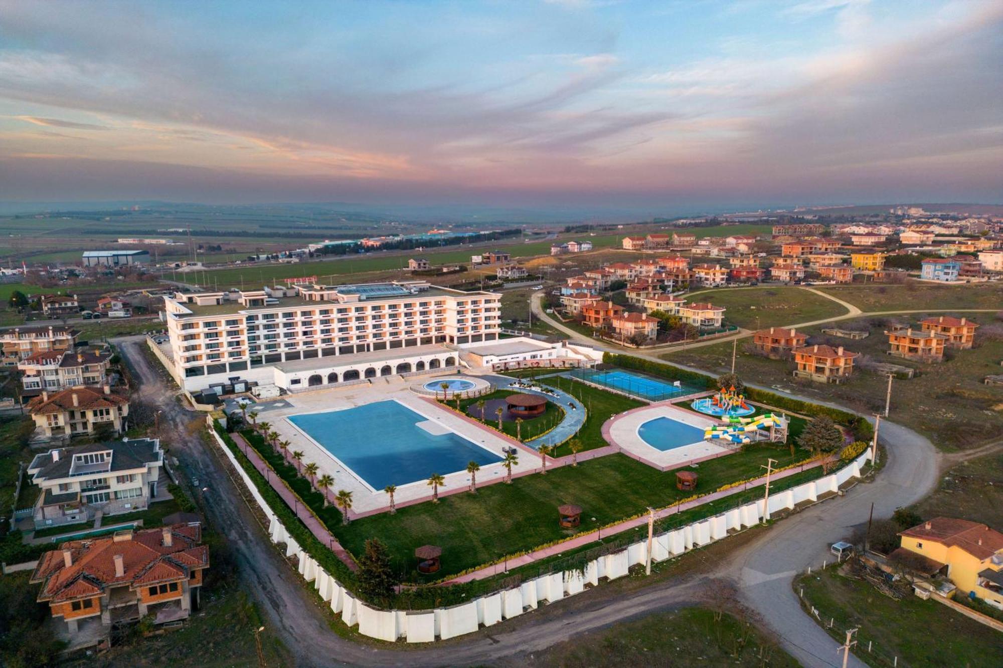 Ramada Plaza By Wyndham Silivri Hotel Buitenkant foto