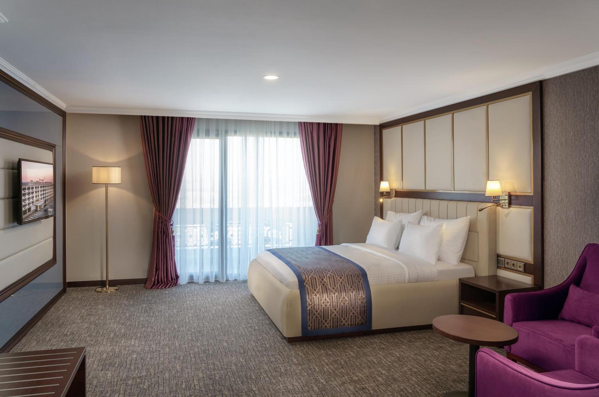 Ramada Plaza By Wyndham Silivri Hotel Buitenkant foto